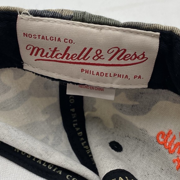 Golden State Warriors Hat Camo Neon Orange Mitchell Ness SnapBack Adjustable VGC - Picture 11 of 12